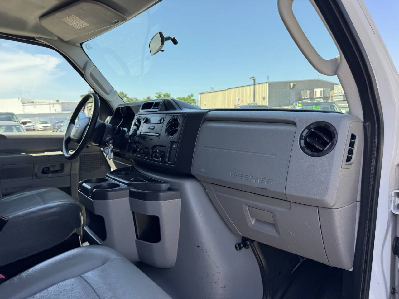 Used 2012 Ford E-250 and Econoline 250 w/ Commercial Cargo Van Pkg RWD image 31