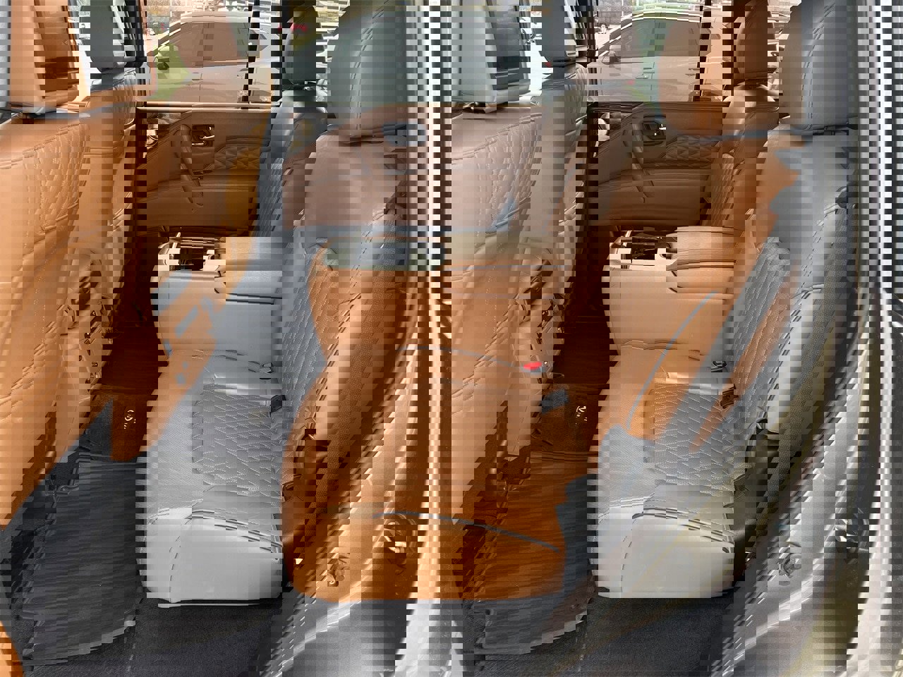 Used 2021 INFINITI QX80 Sensory w/ All-Season Package image 26