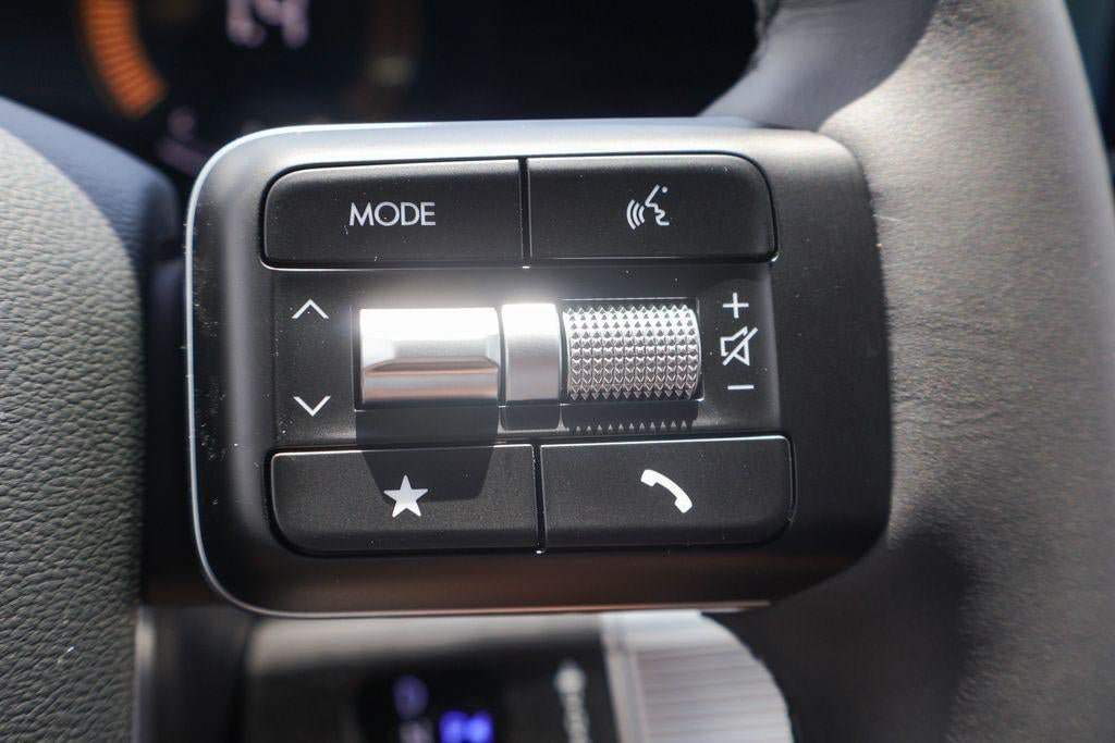 New 2026 Hyundai Santa Fe SE FWD image 14