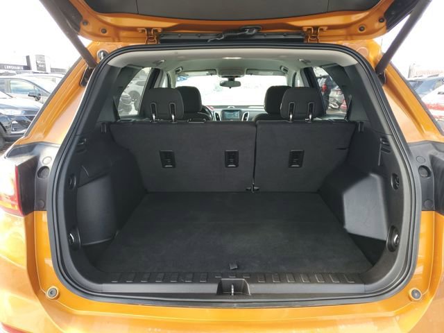 Used 2018 Chevrolet Equinox LT image 30