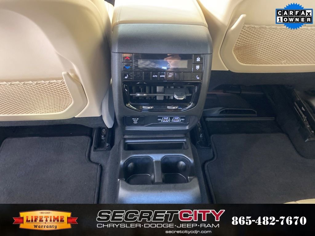 Used 2023 Jeep Grand Cherokee L Limited w/ Luxury Tech Group II image 27