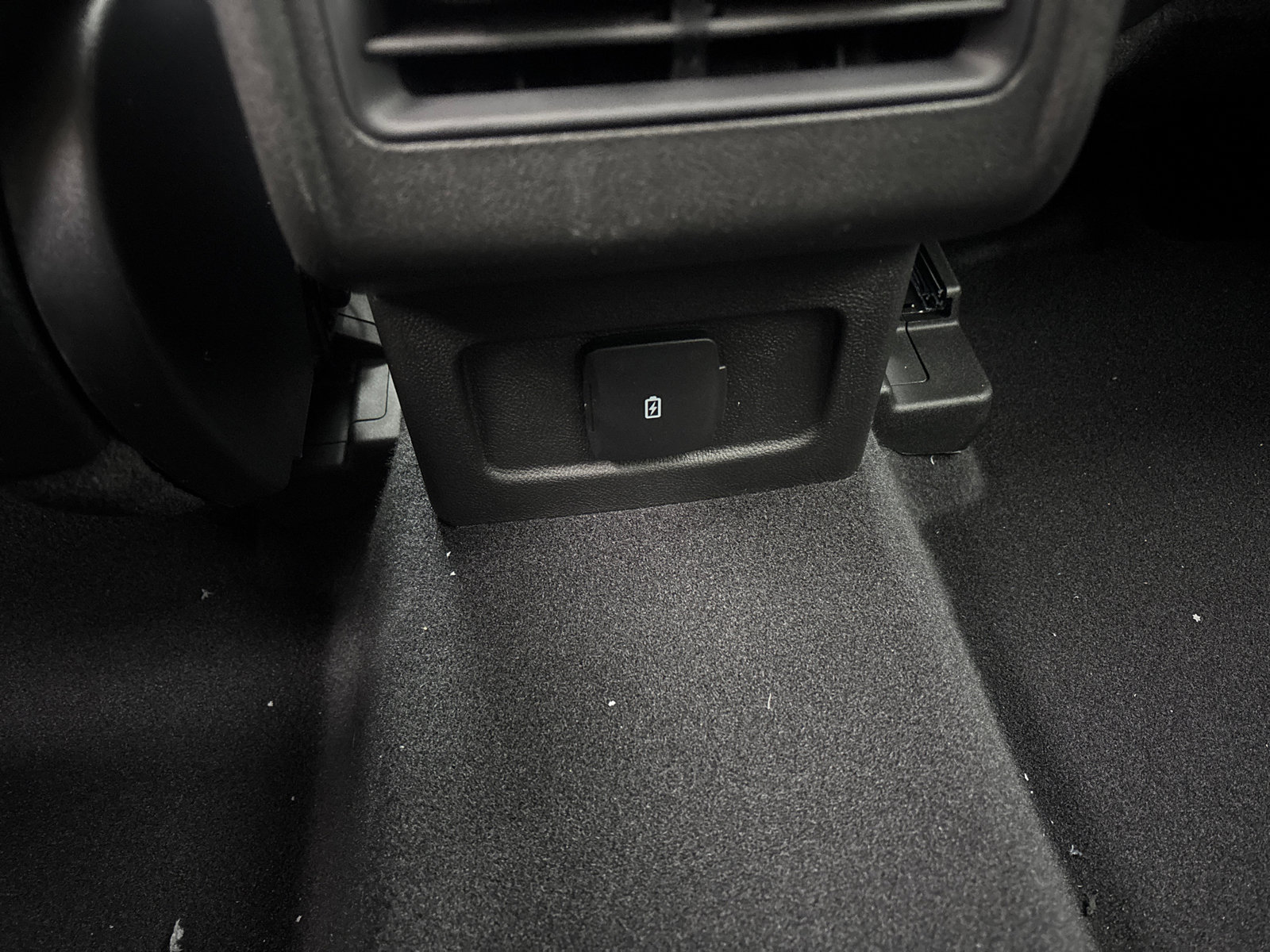 New 2026 Lincoln Corsair Premiere image 32