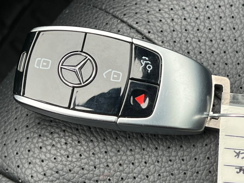 Used 2023 Mercedes-Benz E 350 E 350 image 34