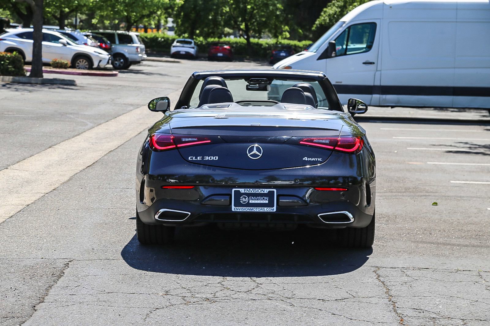 Used 2025 Mercedes-Benz CLE 300 4MATIC Cabriolet image 9