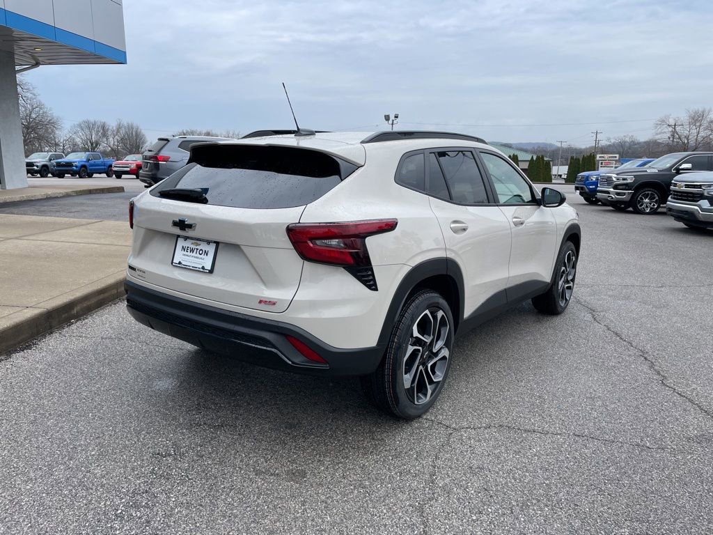 New 2026 Chevrolet Trax RS w/ Driver Confidence Package FWD image 48