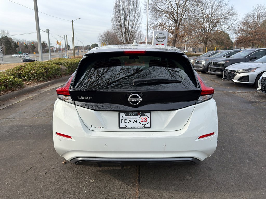 Used 2024 Nissan Leaf S image 6