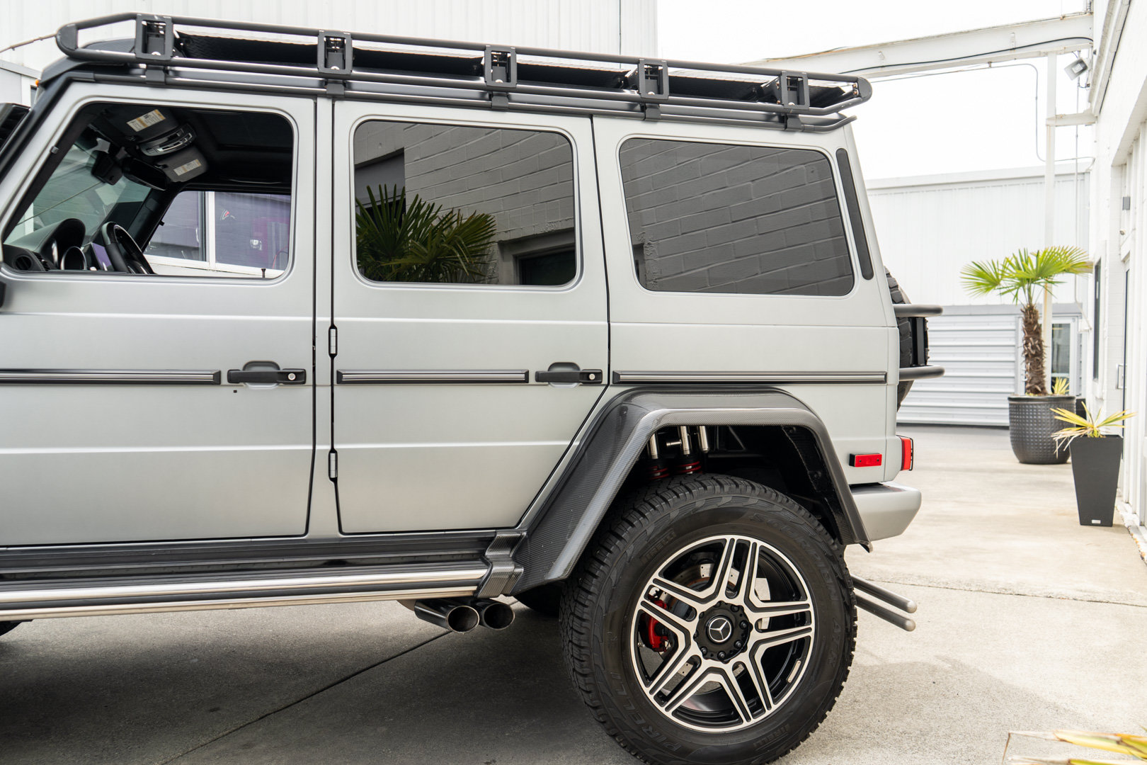Used 2018 Mercedes-Benz G 550 Squared image 5