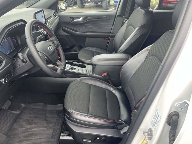 Certified 2025 Ford Escape ST-Line AWD/4WD image 12