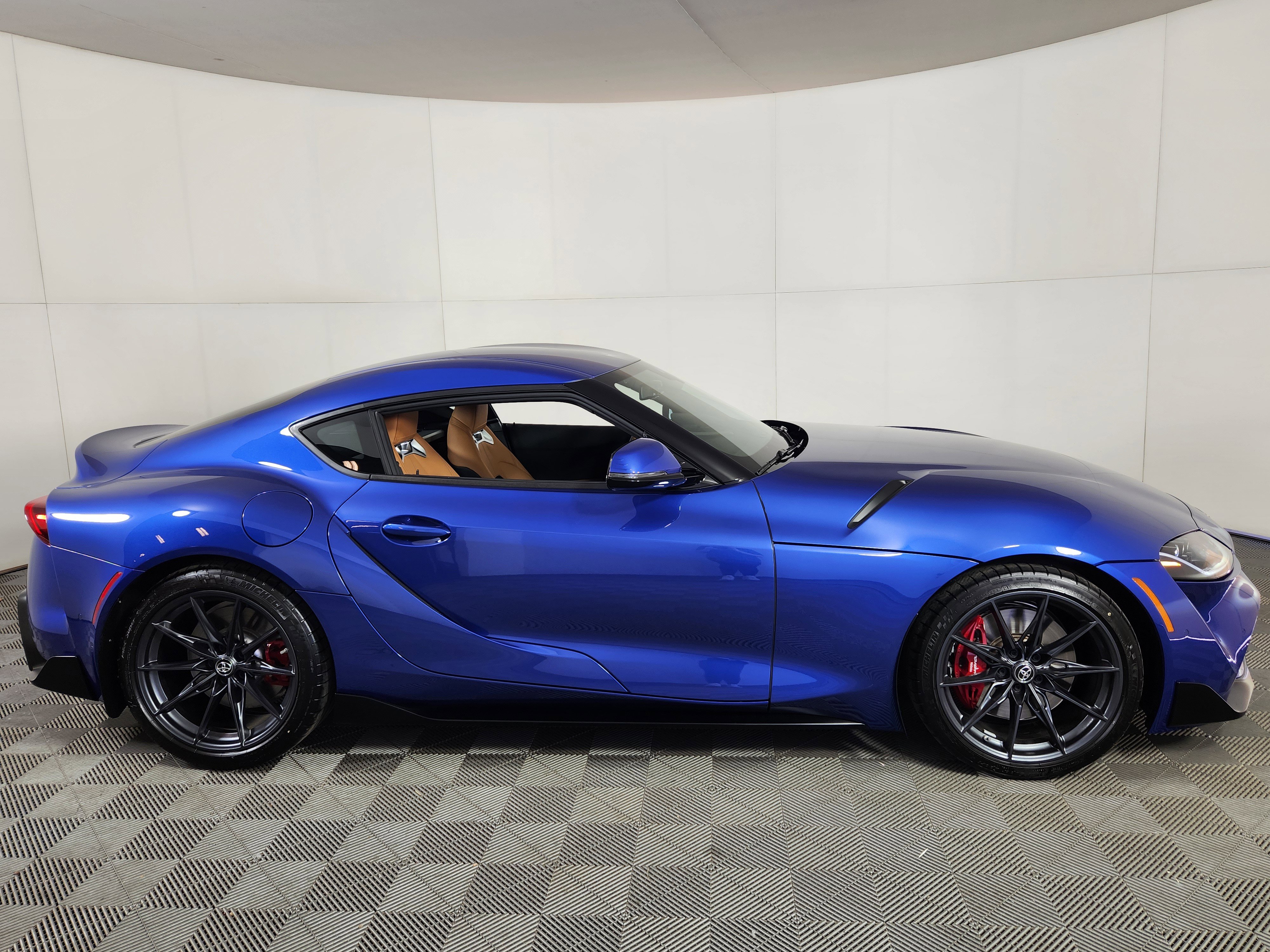 Used 2024 Toyota Supra Premium w/ Driver Assist Package RWD image 8