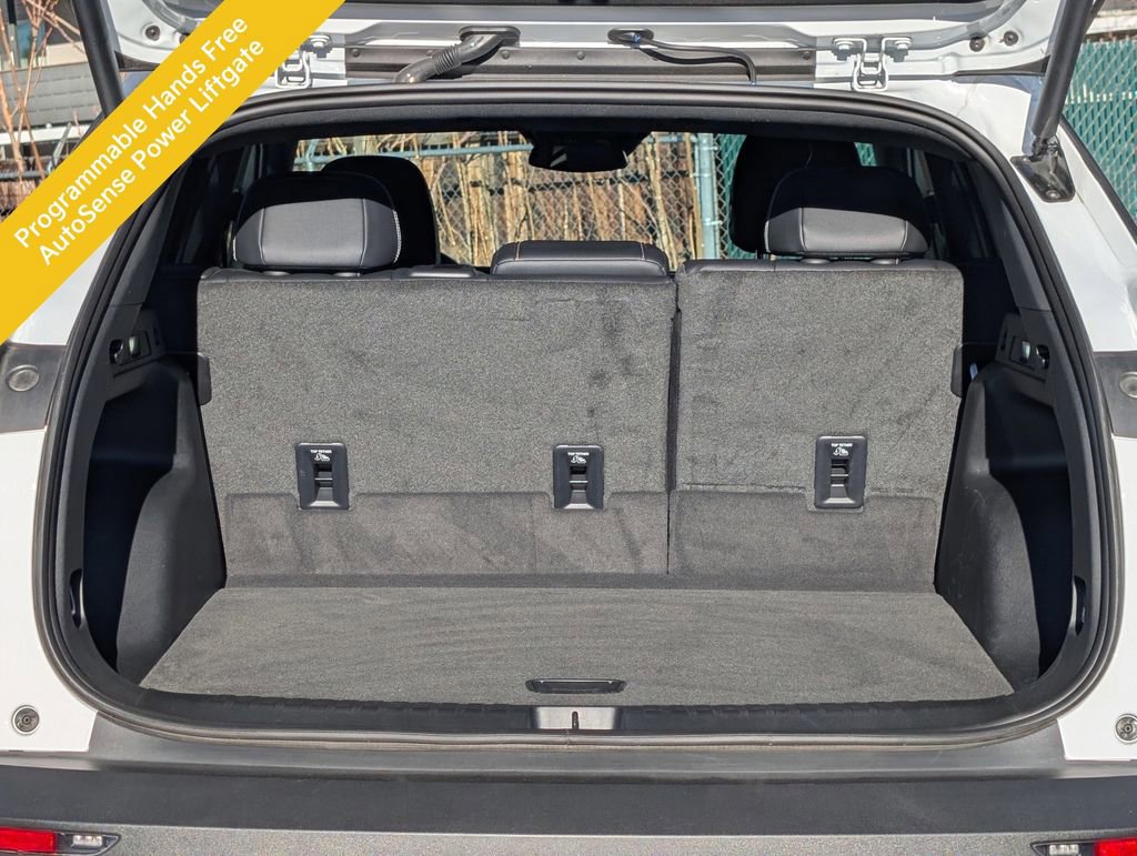 Used 2025 Chevrolet Blazer EV LT image 16