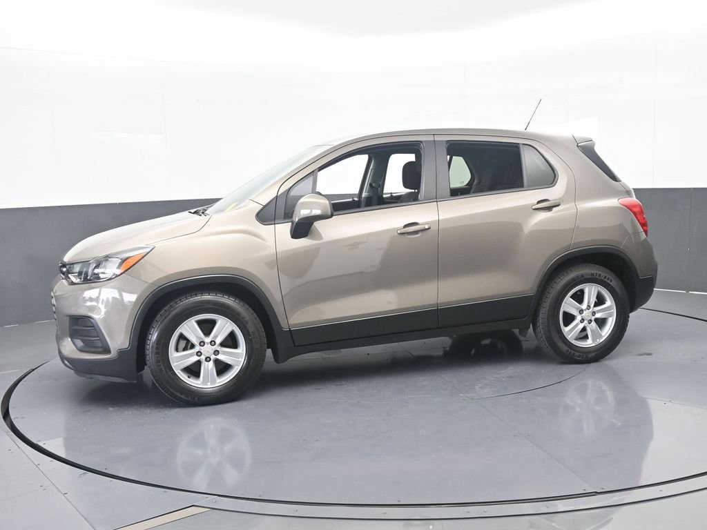 Used 2021 Chevrolet Trax LS w/ Tint and Cruise Package FWD image 2