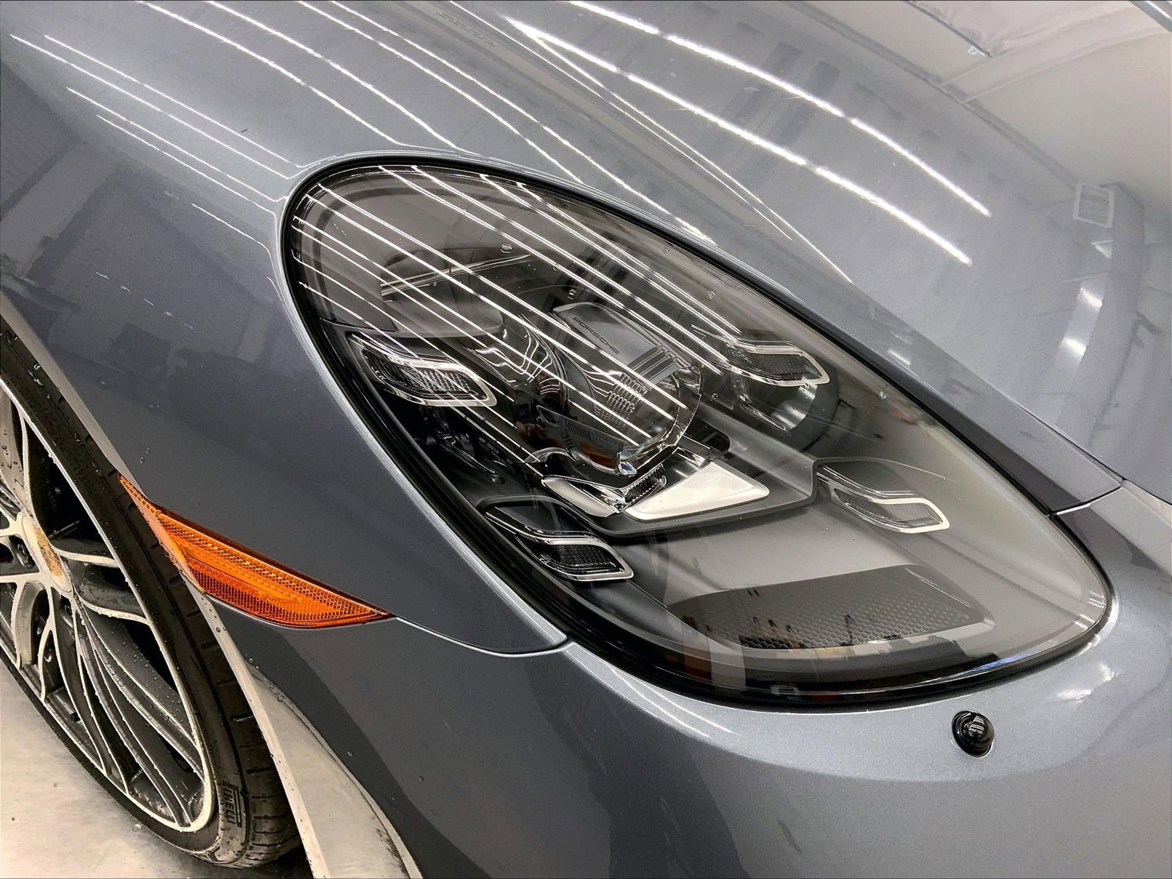 Used 2025 Porsche 718 Boxster GTS RWD image 12