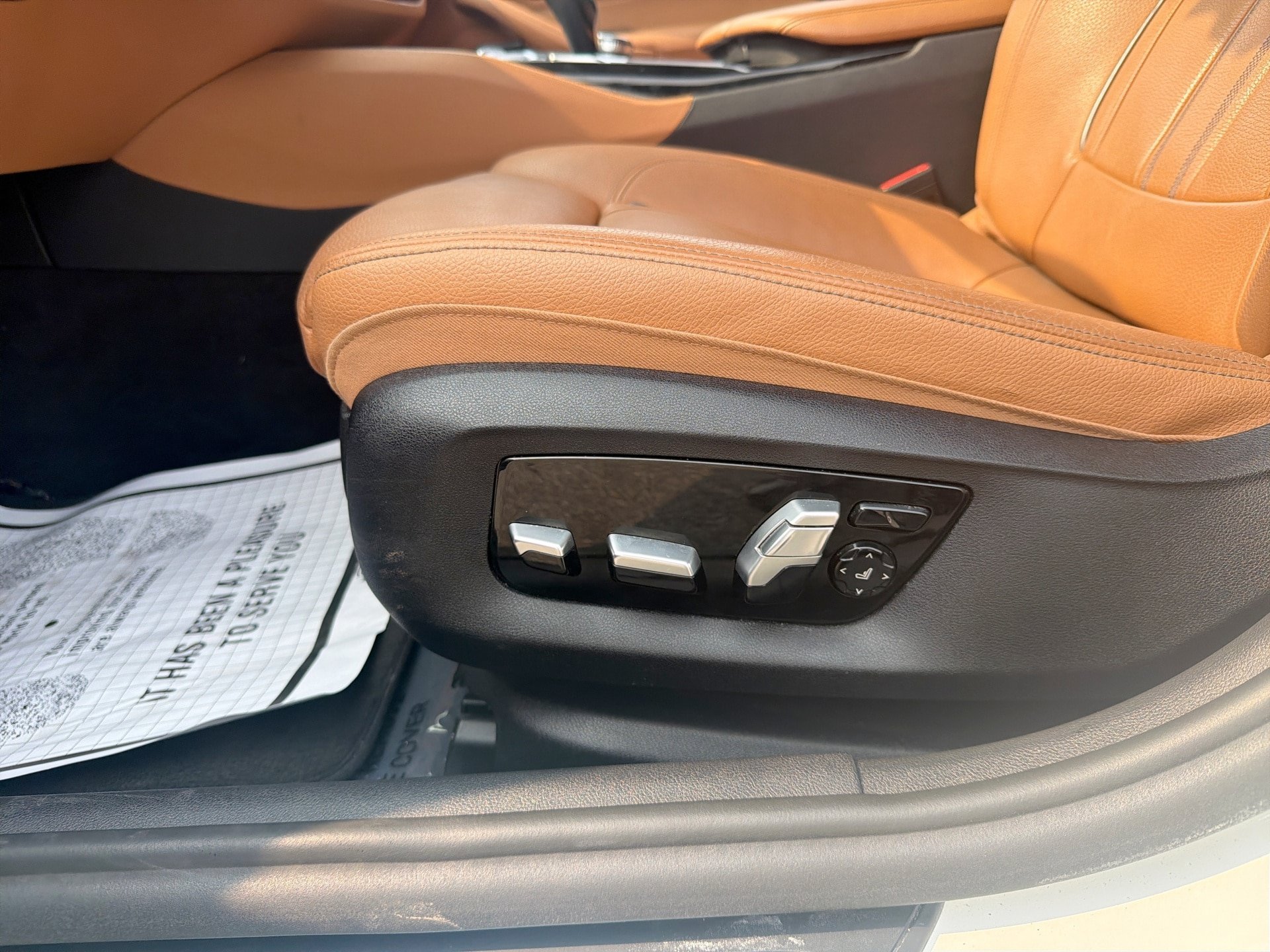 Used 2018 BMW 530i xDrive w/ M Sport Package AWD/4WD image 14