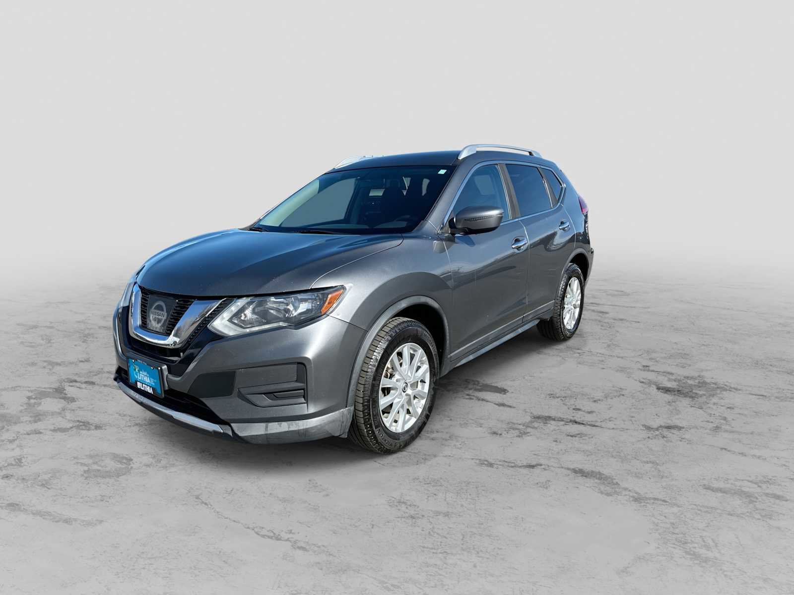 Used 2017 Nissan Rogue SV AWD/4WD image 4