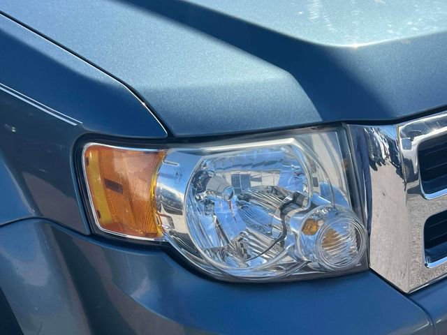 Used 2011 Ford Escape XLT w/ 202A Rapid Spec Order Code image 7