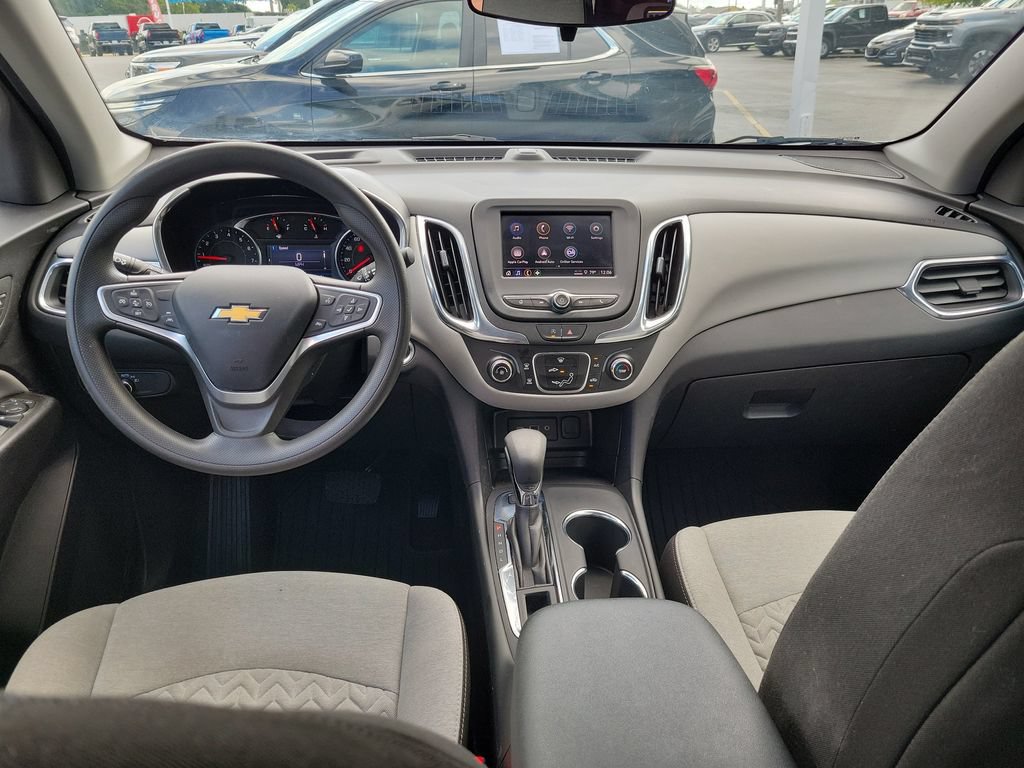 Used 2023 Chevrolet Equinox LS w/ LS Convenience Package AWD/4WD image 12