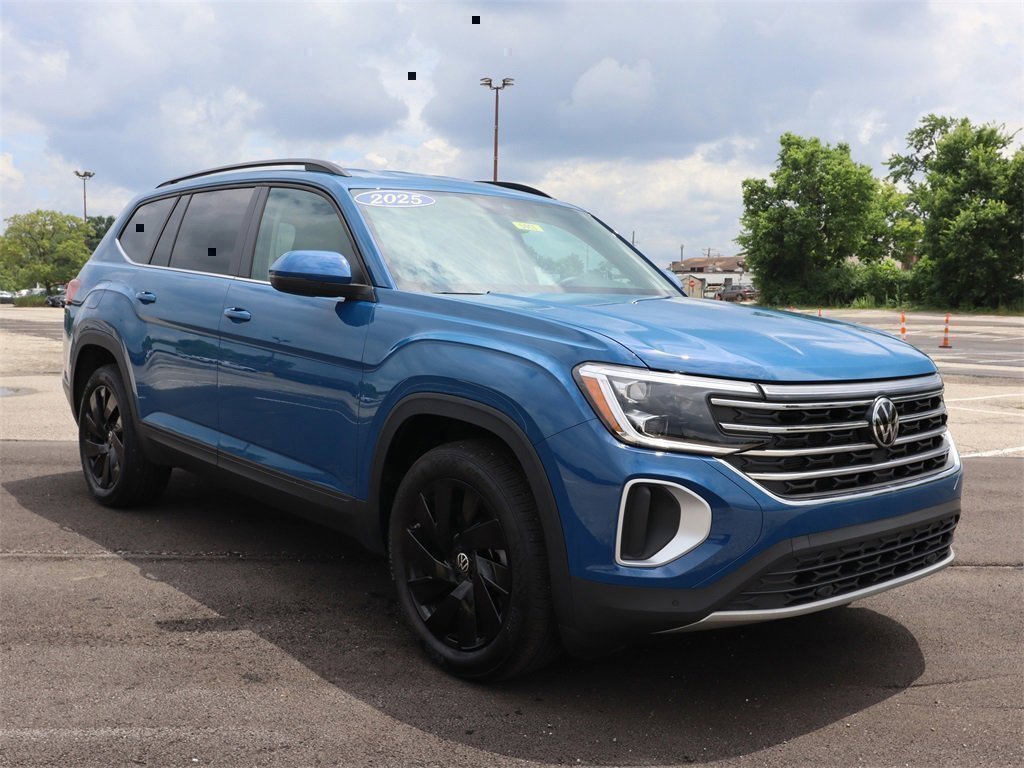 New 2025 Volkswagen Atlas SE image 7