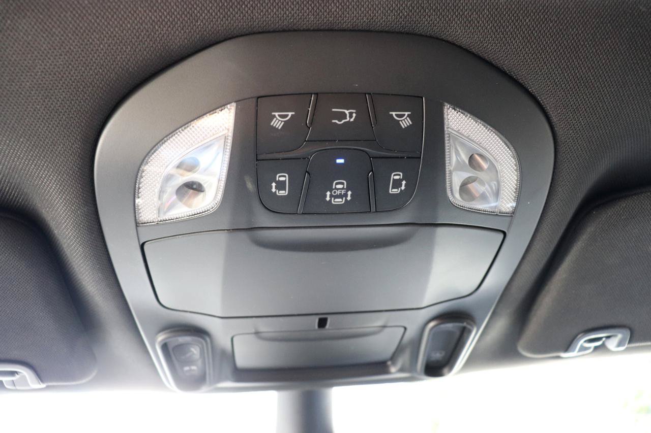 Used 2026 Chrysler Pacifica Limited FWD image 54