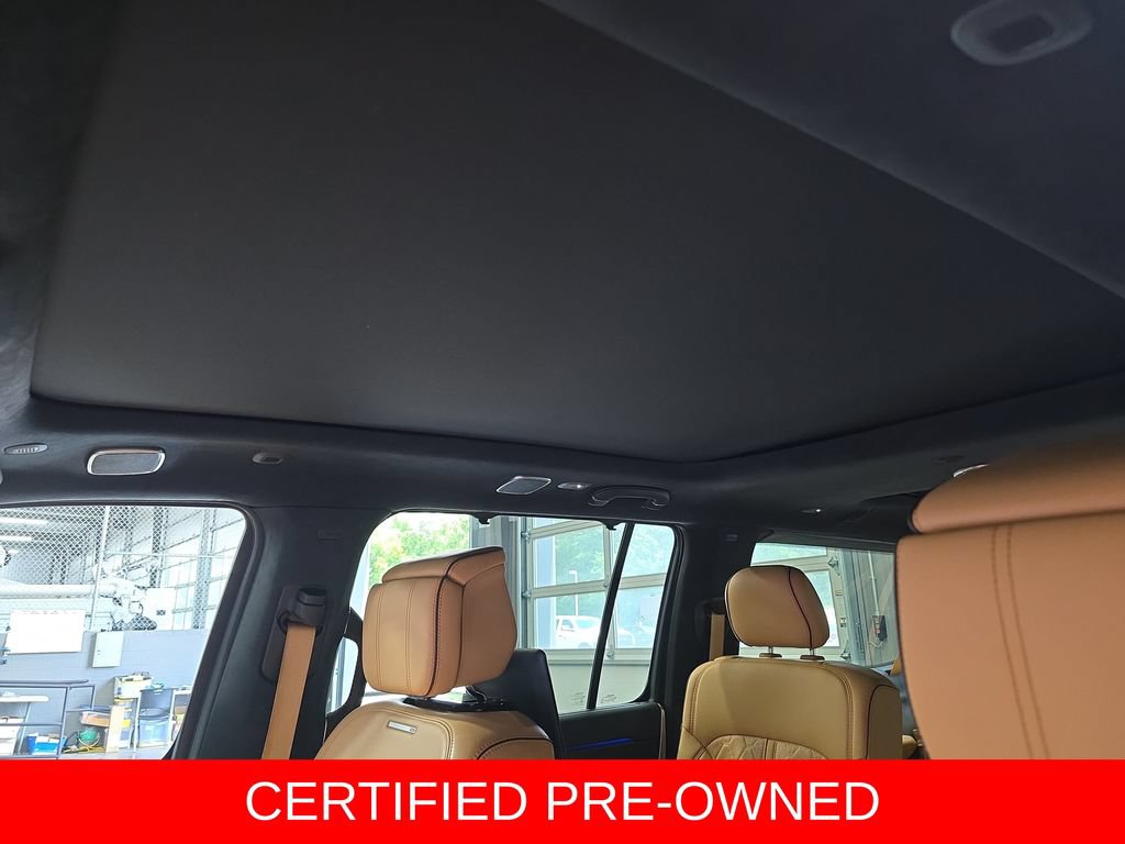 Used 2025 Jeep Grand Wagoneer L Series III w/ Rear Seat Video Group 1 AWD/4WD image 30