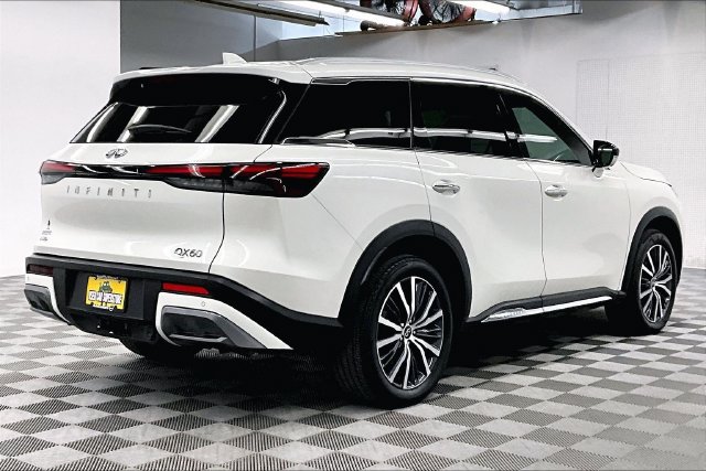 Used 2024 INFINITI QX60 Sensory AWD/4WD image 13