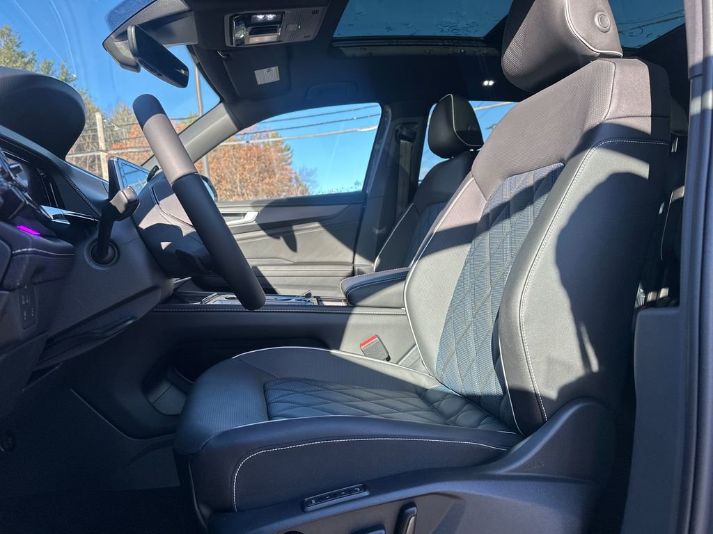 New 2026 Volkswagen Atlas Cross Sport SEL Premium R-Line image 3