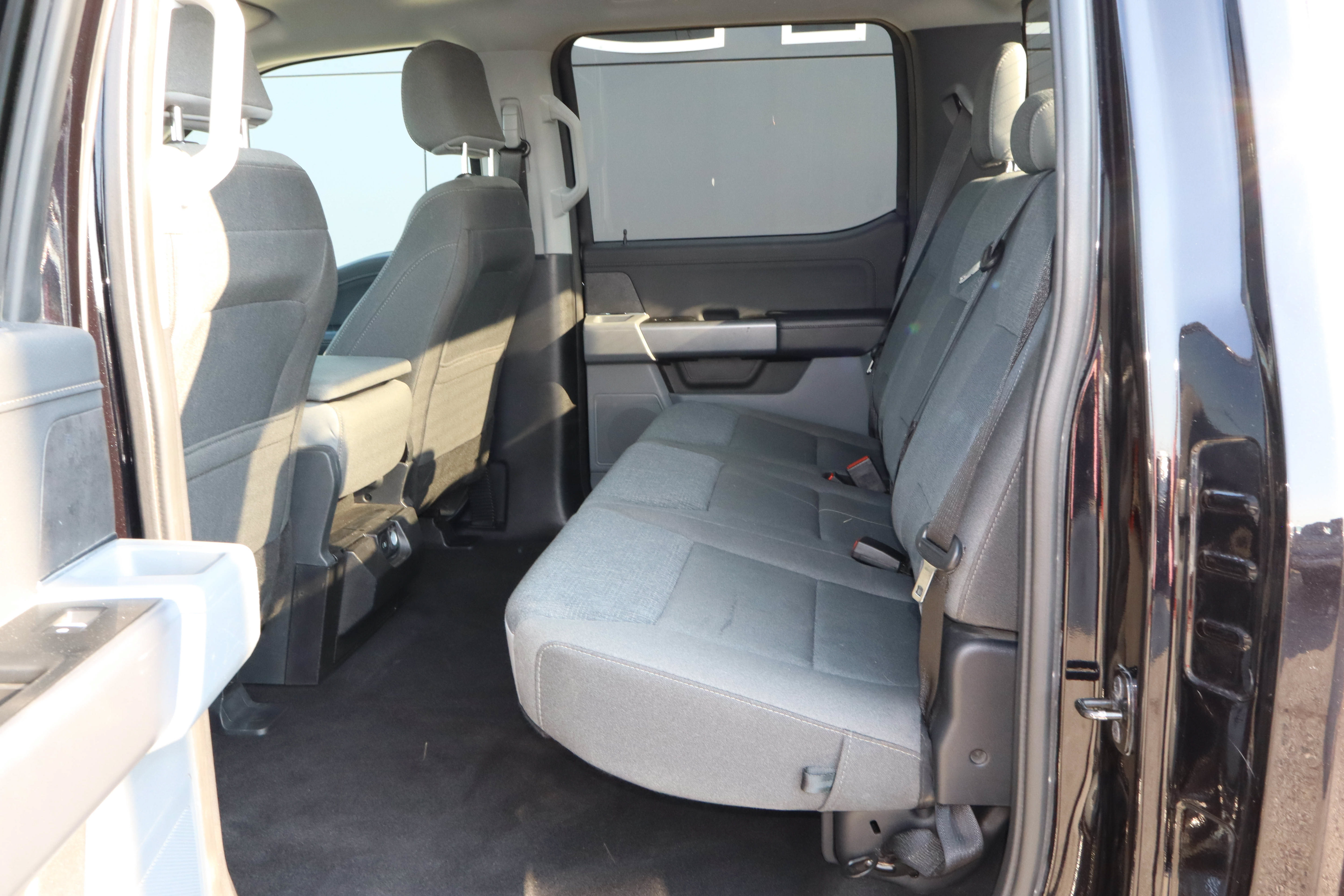 Used 2025 Ford F150 XLT w/ Equipment Group 301A Standard AWD/4WD image 8
