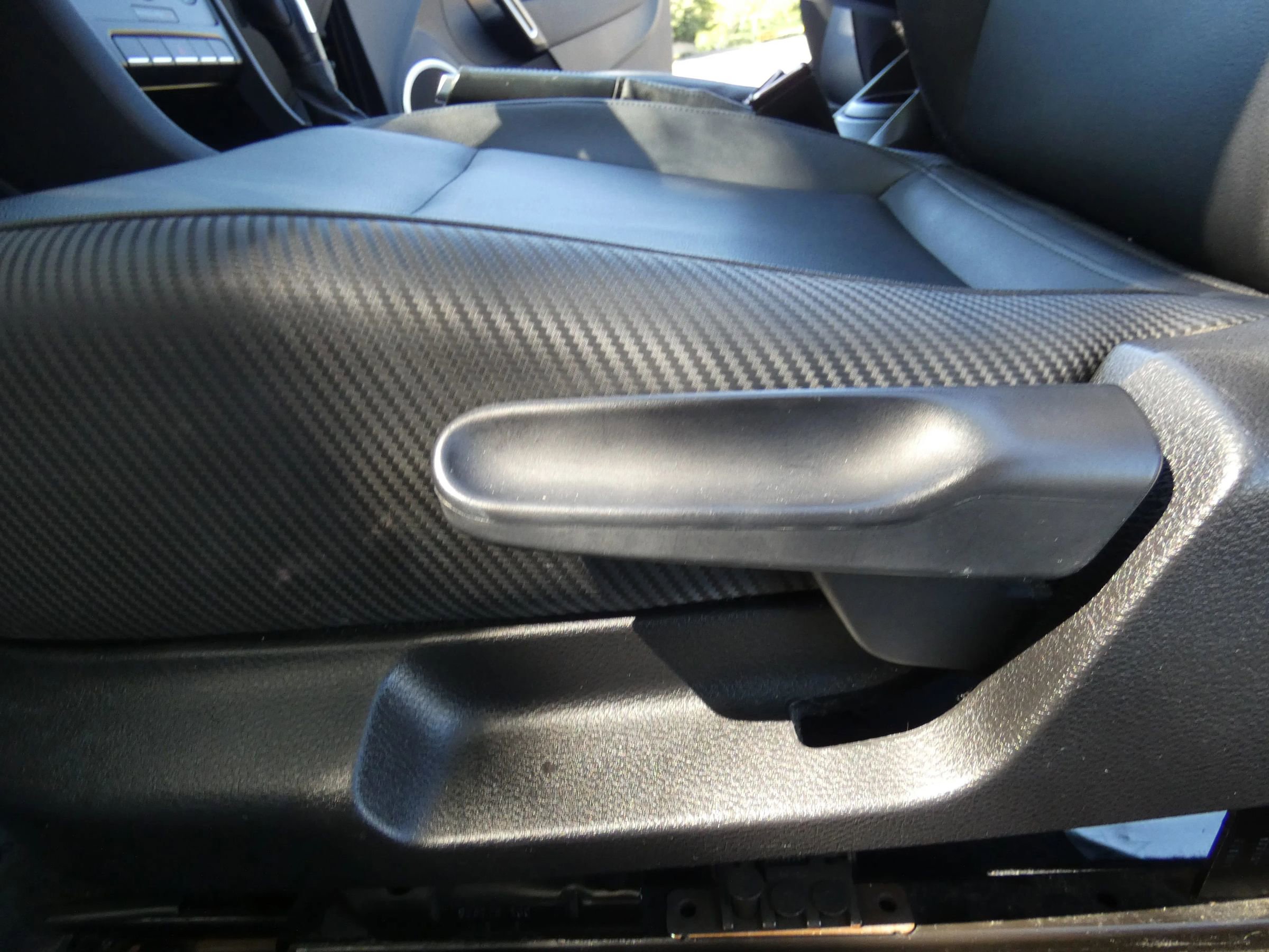 Used 2014 Volkswagen Beetle 2.5 image 36