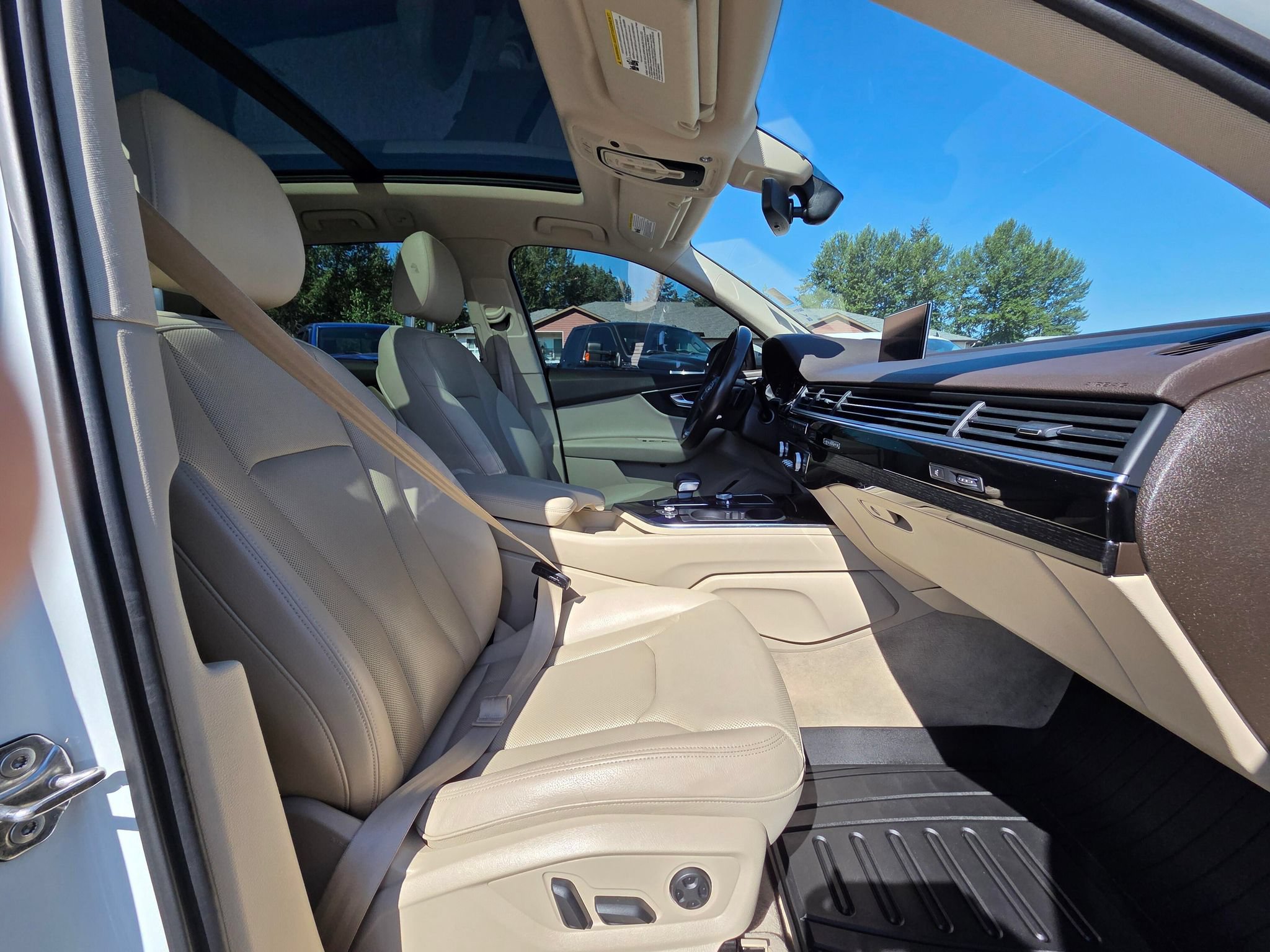 Used 2019 Audi Q7 3.0T Premium Plus w/ Premium Plus Package AWD/4WD image 33
