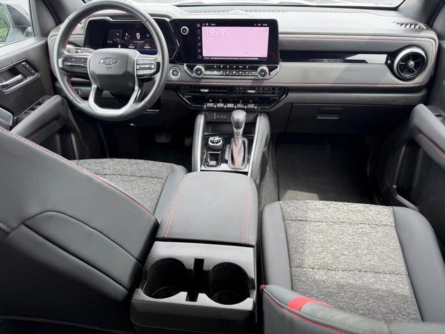 Used 2023 Chevrolet Colorado Z71 w/ Z71 Convenience Package 2 AWD/4WD image 13