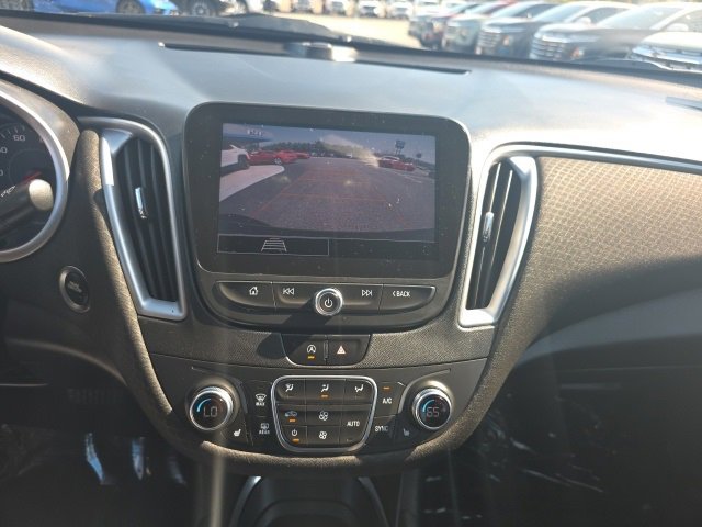 Used 2022 Chevrolet Malibu LT image 20