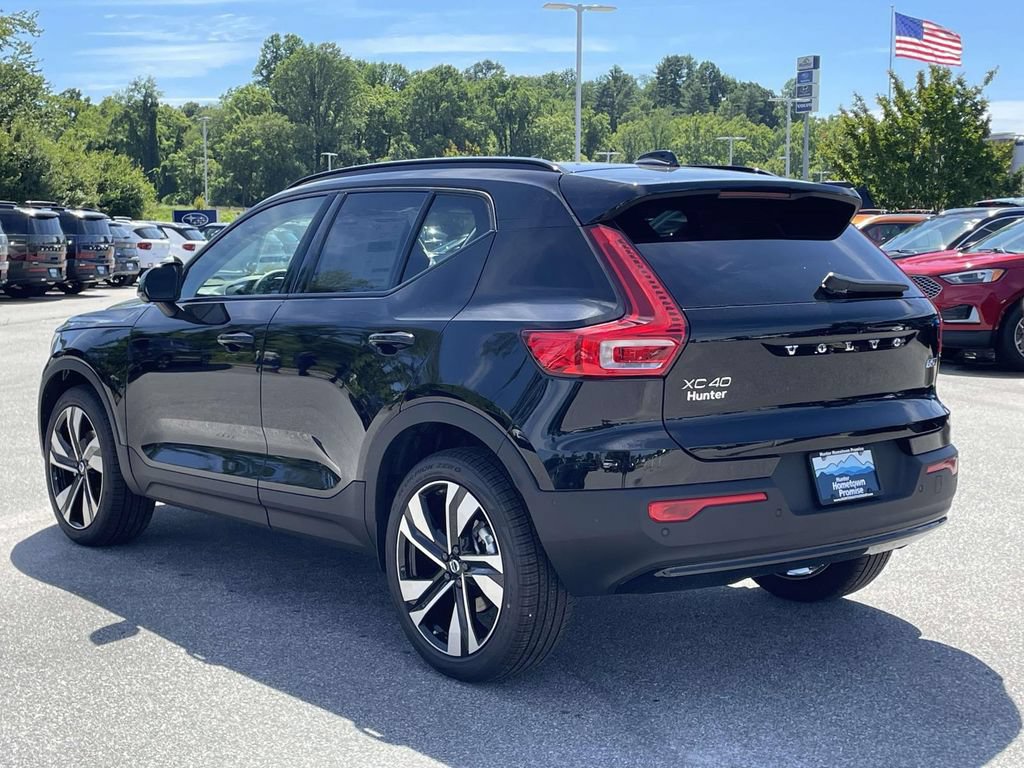 New 2026 Volvo XC40 B5 Plus w/ Climate Package AWD/4WD image 26