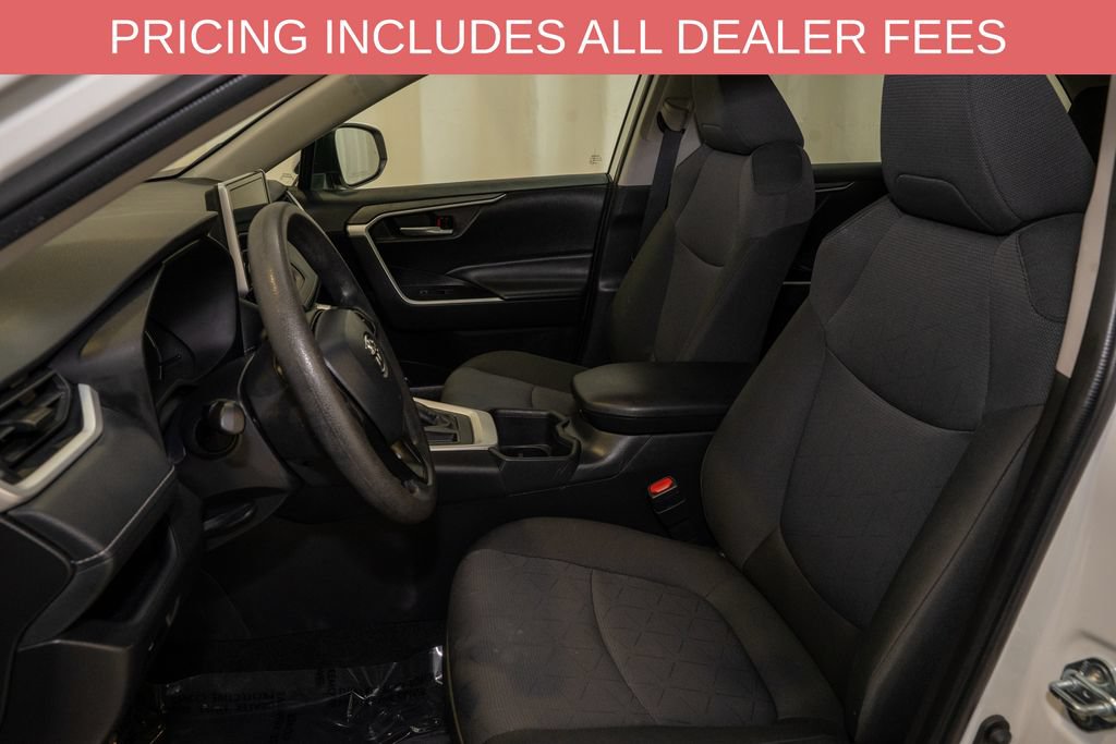 Certified 2025 Toyota RAV4 XLE FWD image 10