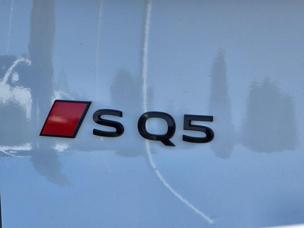 New 2026 Audi SQ5 Premium Plus AWD/4WD image 31