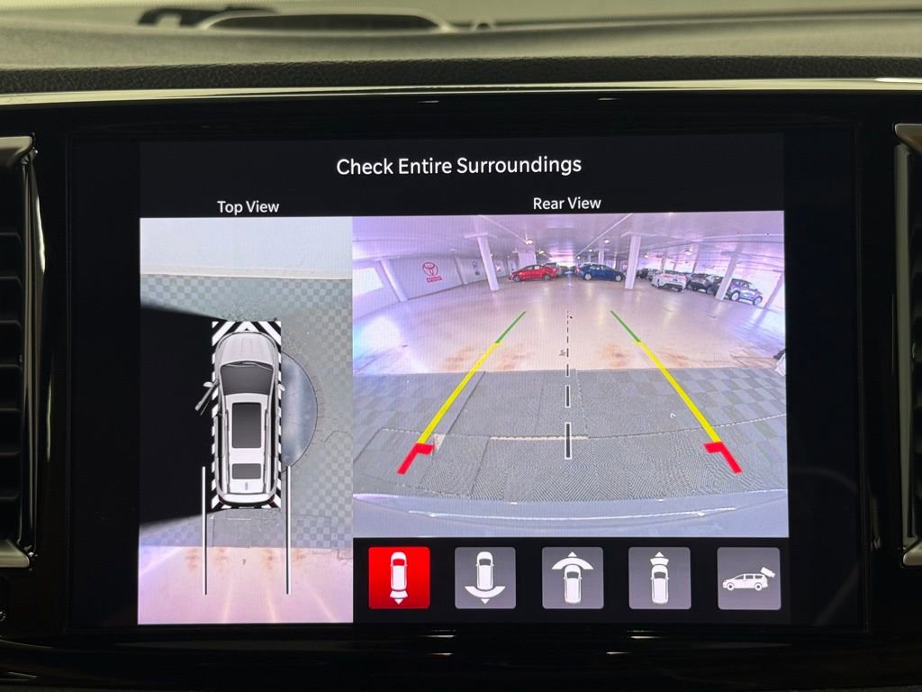 Used 2022 Chrysler Pacifica Pinnacle FWD image 36