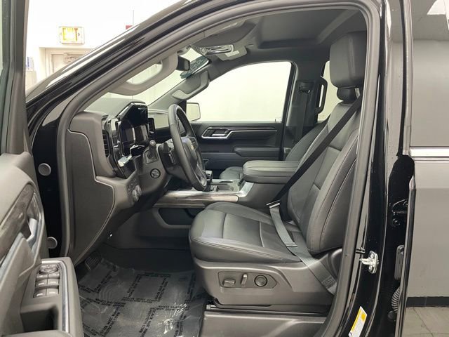 Certified 2025 Chevrolet Silverado 1500 LTZ image 11