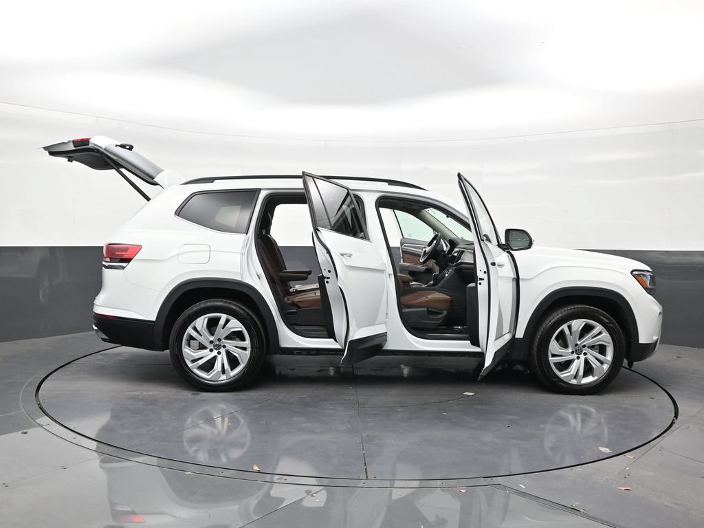 Used 2023 Volkswagen Atlas SE w/ Panoramic Sunroof Package FWD image 29