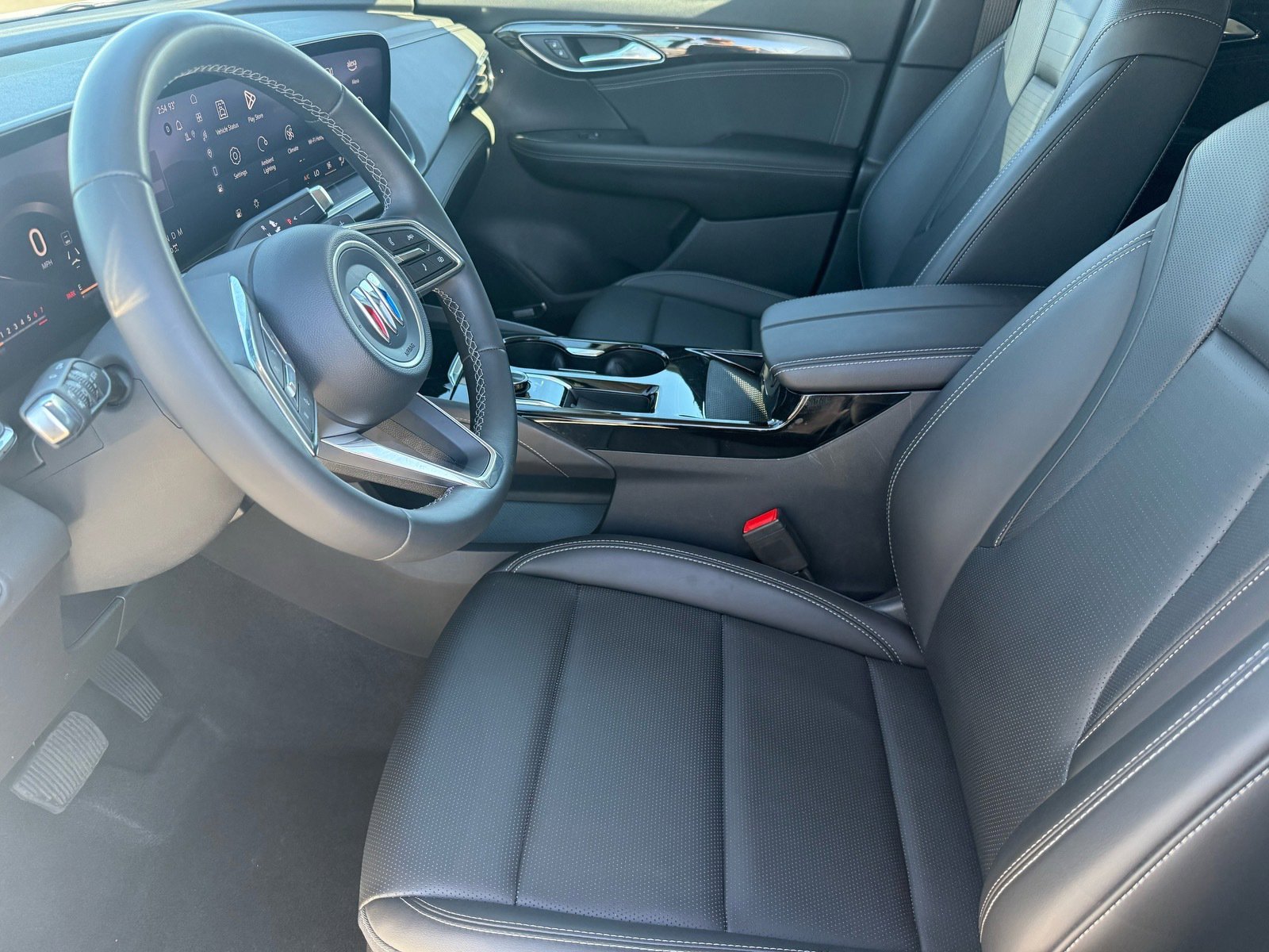 Used 2025 Buick Envision Preferred image 15