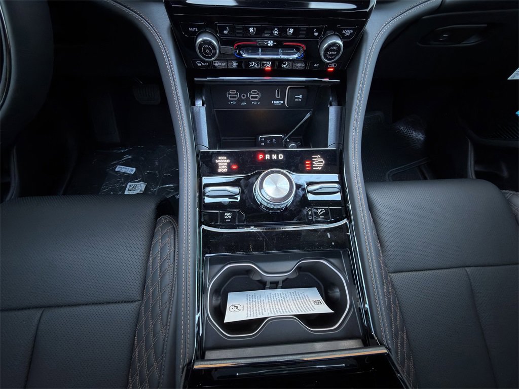 New 2025 Jeep Grand Cherokee Summit image 15