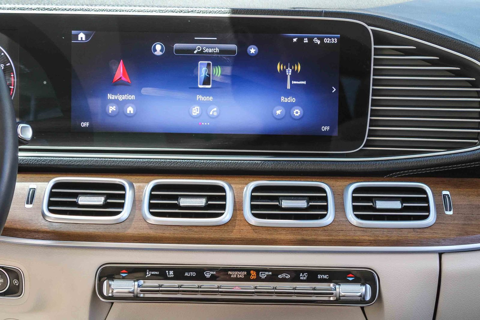 Certified 2024 Mercedes-Benz GLS 450 4MATIC image 16