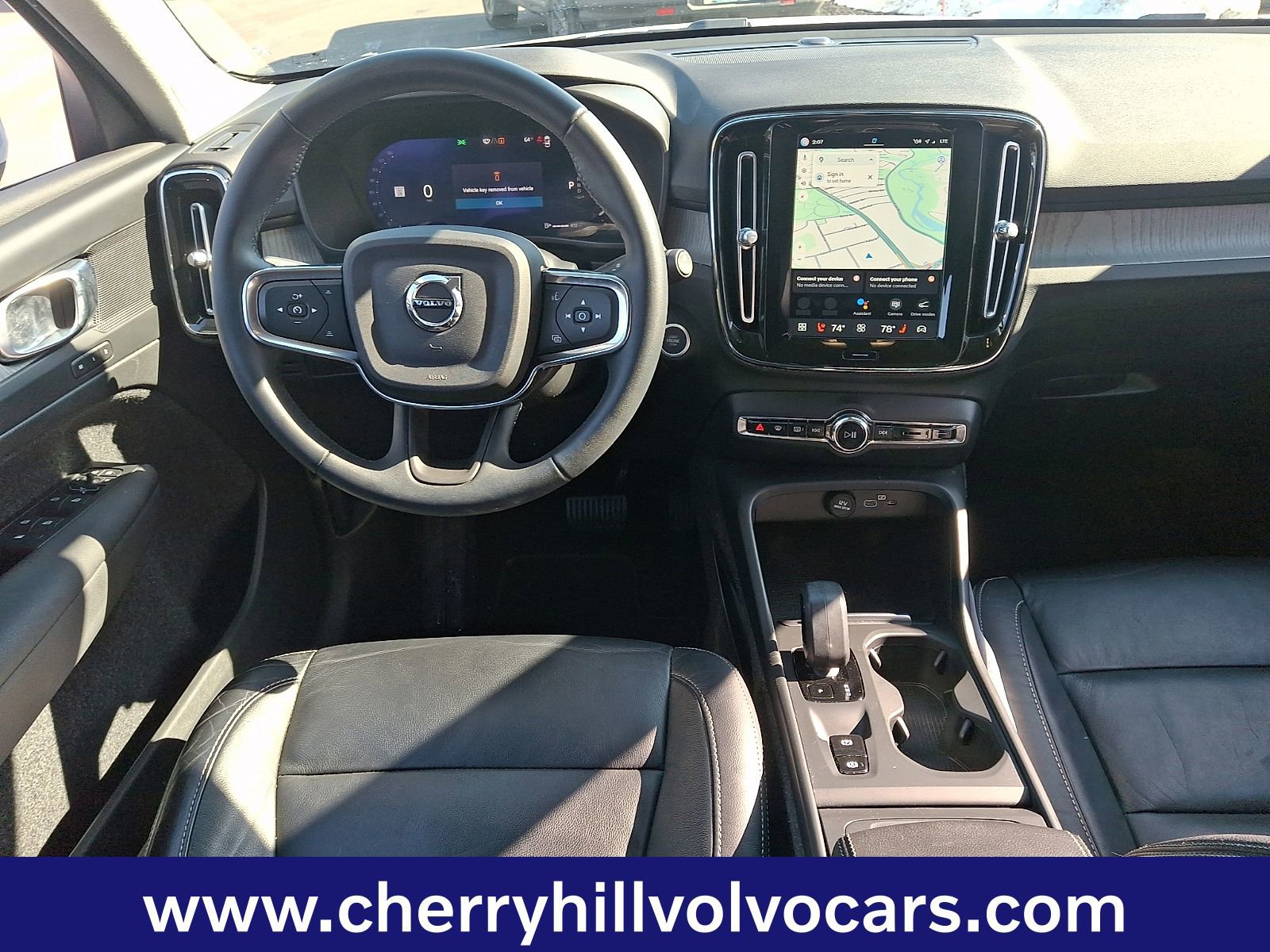 Certified 2023 Volvo XC40 B5 Core w/ Climate Package image 12