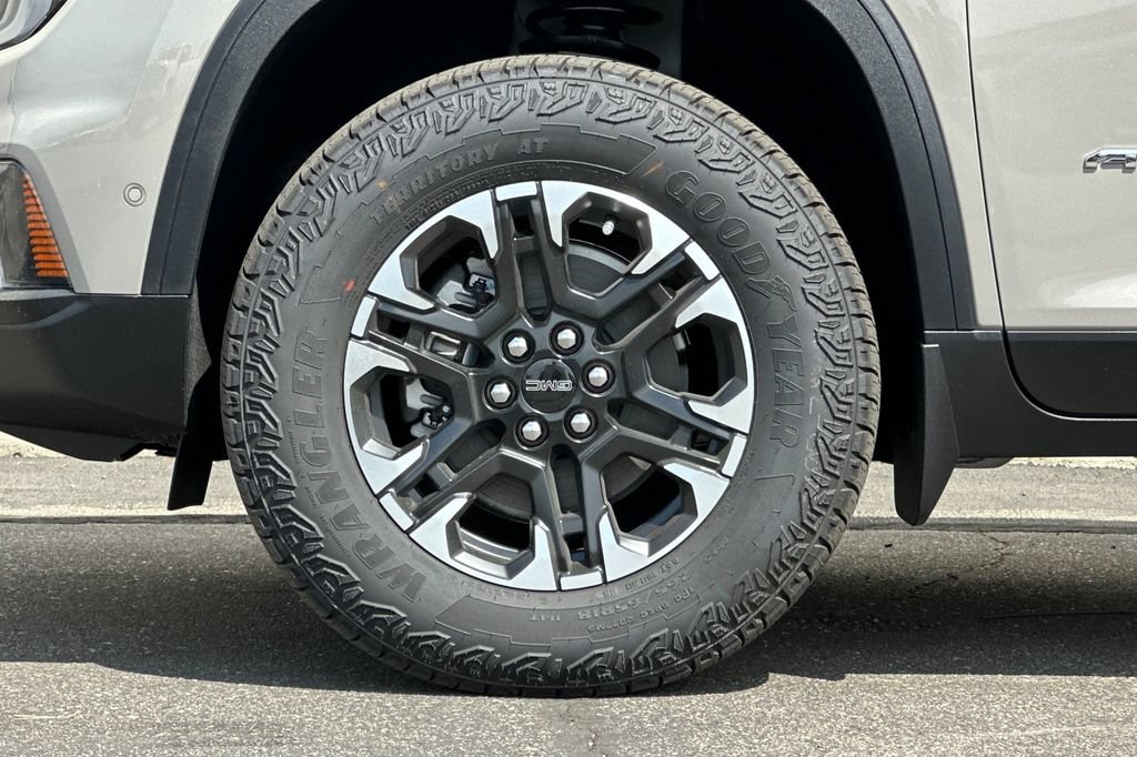 New 2027 GMC Acadia AT4 w/ AT4 Reserve Package AWD/4WD image 30