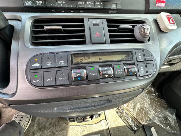 Used 2005 Honda Odyssey EX-L image 34