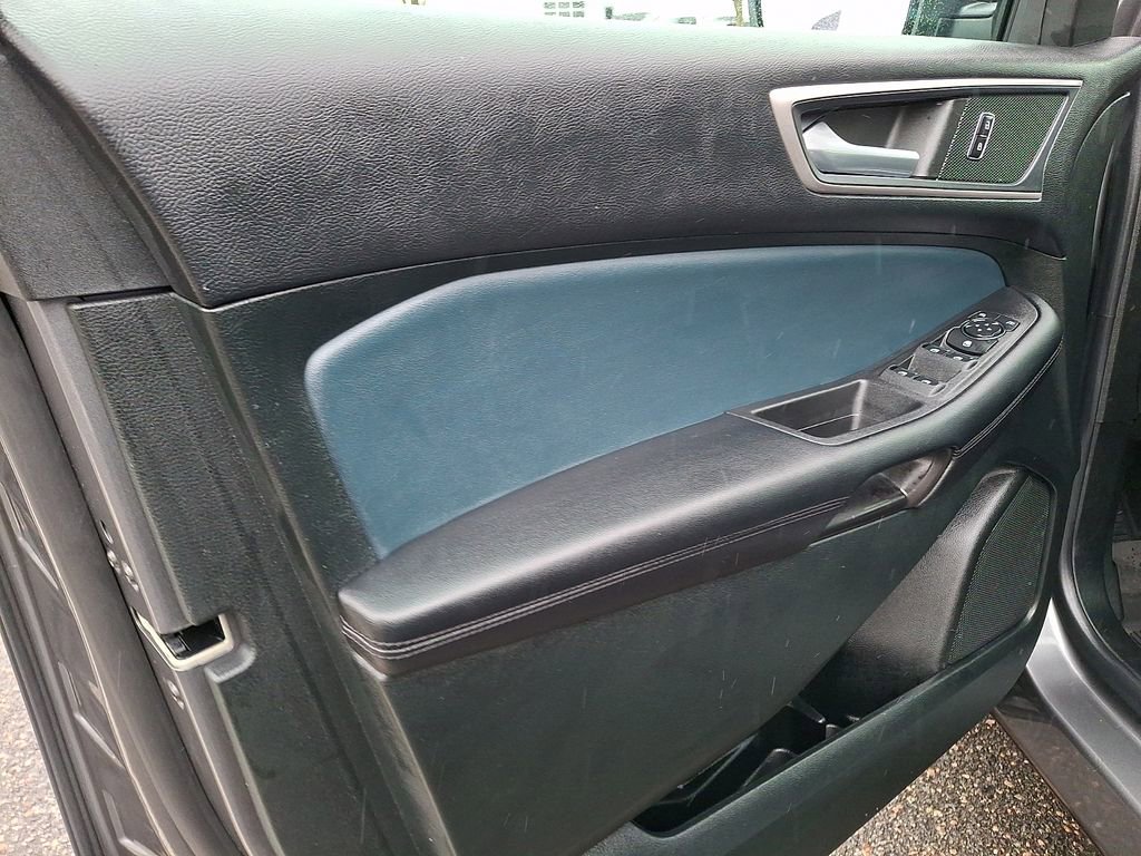 Certified 2022 Ford Edge SEL w/ Sport Appearance Package AWD/4WD image 14