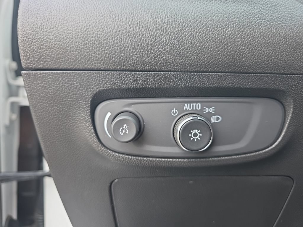 Used 2025 Buick Encore GX Preferred FWD image 15