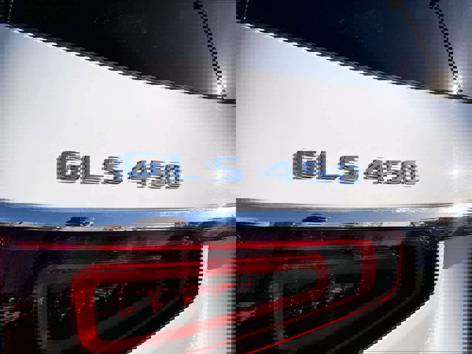 Used 2022 Mercedes-Benz GLS 450 4MATIC image 10