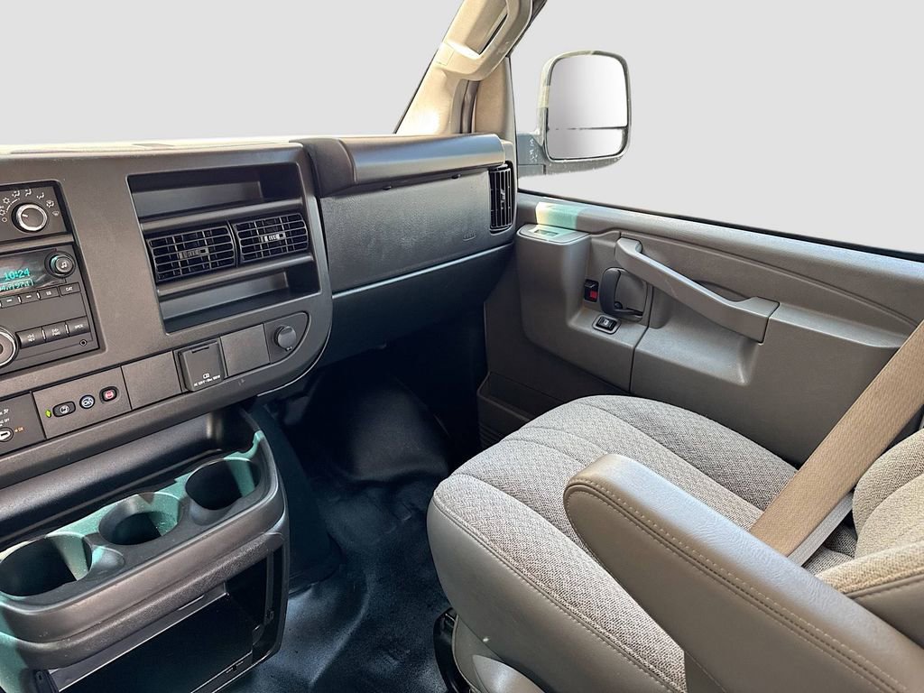 Used 2023 Chevrolet Express 2500 w/ Driver Convenience Package image 21