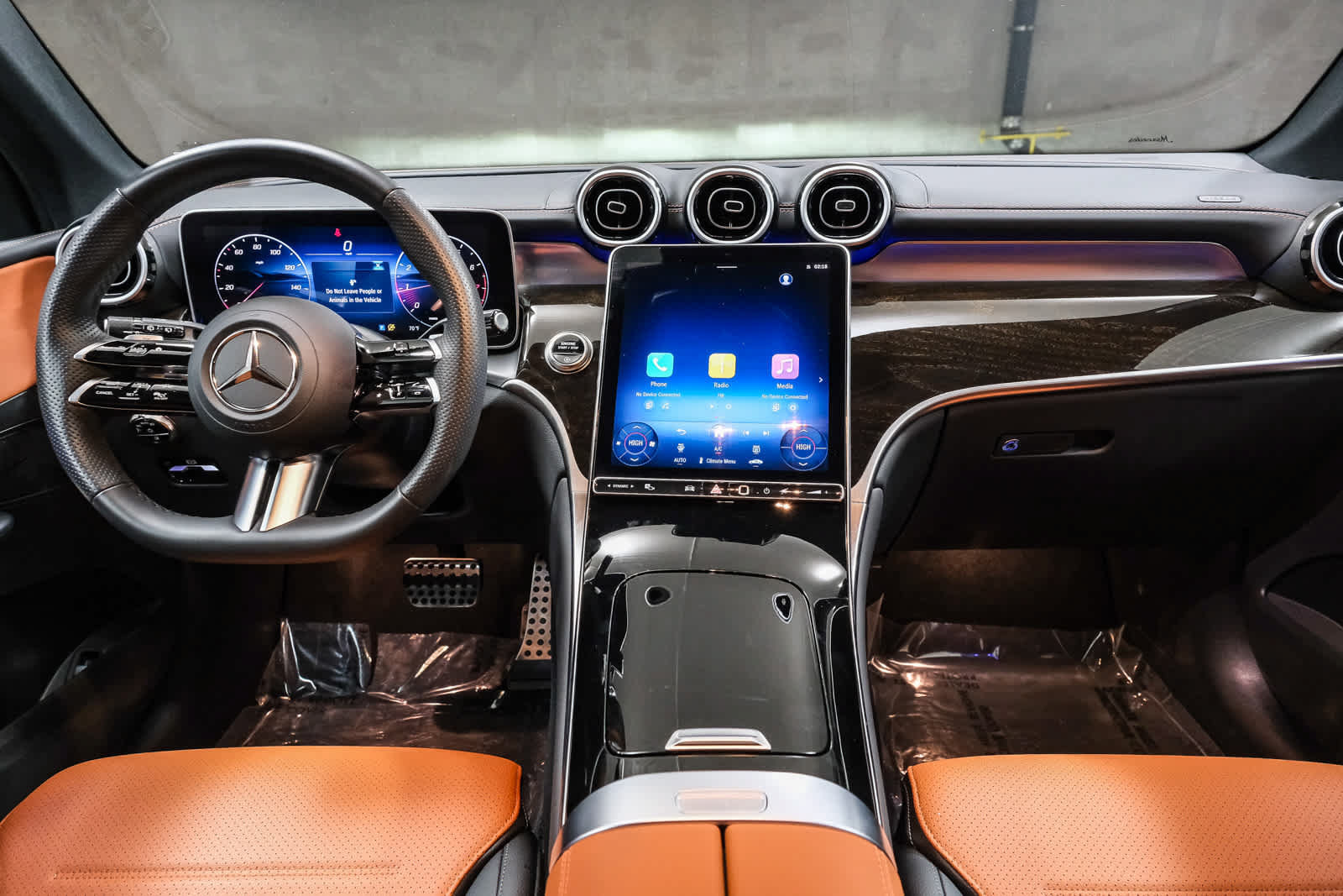 Certified 2025 Mercedes-Benz GLC 300 image 14