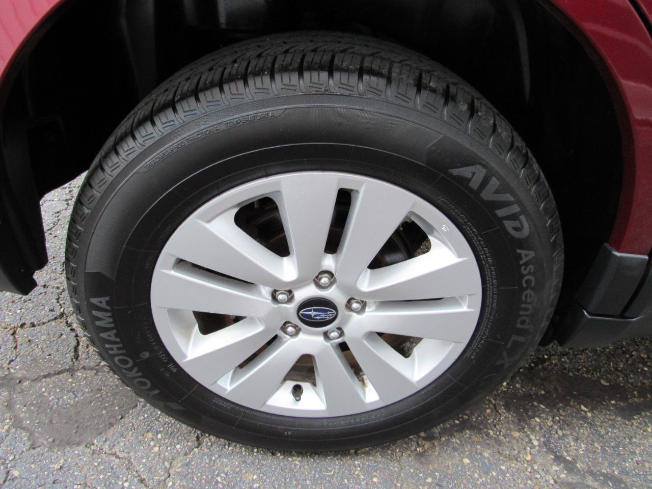 Used 2016 Subaru Outback 2.5i Premium AWD/4WD image 12