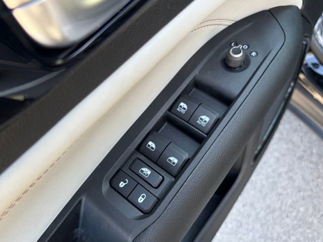 New 2026 Jeep Compass Limited image 13