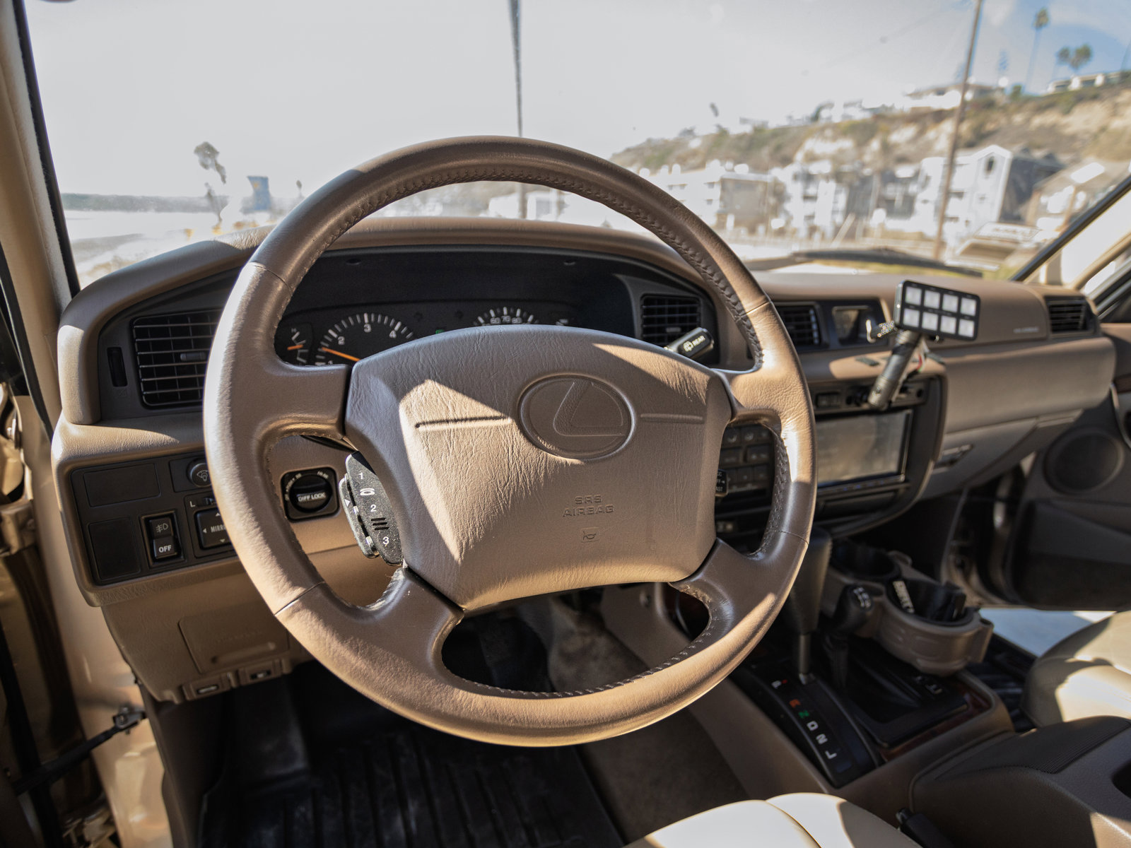 Used 1997 Lexus LX 450 4WD image 19